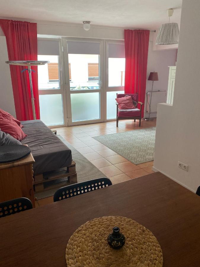 Wunderschoenes Studio Fuer Bis Zu 2 Personen Homburg  Exterior photo
